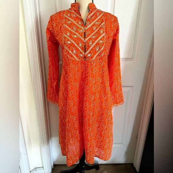 CHINYERE PAKISTANI AUTHENTIC DESIGNER DRESS KURTA
NARANJI CHUNRI - Picture 6 of 8